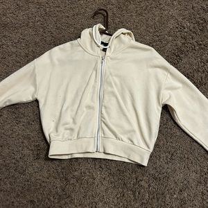 zip up jacket size M